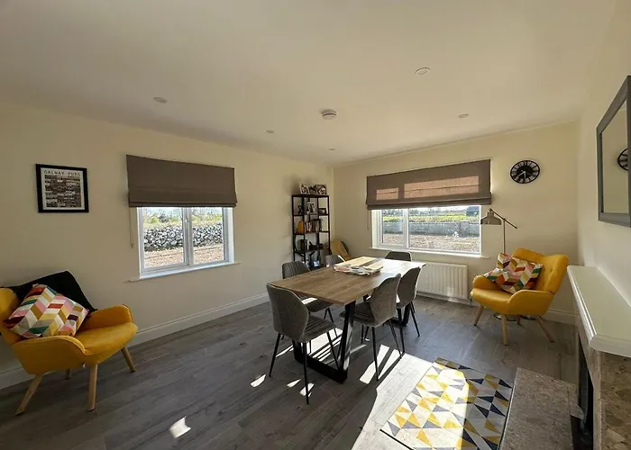 Cosy Claregalway Feriehus *